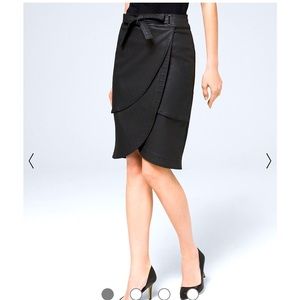 White House Black Market NWT size 6